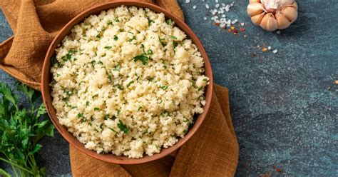 Notre couscous de jérusalem biologique accompagne bien une foule de plats ― mijotés, plats de volailles et plus. 4 façons de cuire votre couscous à la perfection | Zeste