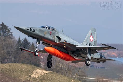 Das ist der richtige platz! Swiss Air Force Northrop F-5E Tiger II 'J-3068 ...