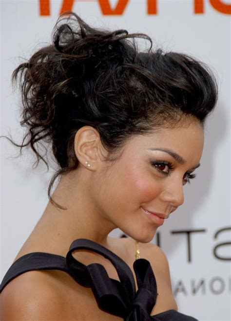 4.5 out of 5 stars. Latest And Cute Messy Bun Hairstyle For Women - The WoW Style