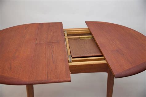 Alibaba.com offers 903 expanding table hardware products. Round Expandable Dining Table by Svend Aage Madsen in Teak at 1stdibs