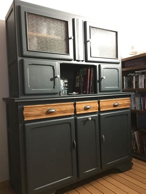 buffet ancien dans cuisine moderne - Le specialiste du ...