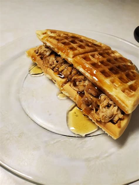 Fucked Up Looking Food On Twitter Pulled Pork Waffle Sandwich