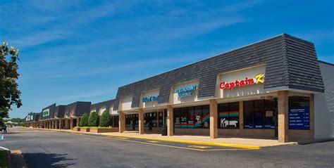 Shop in style and comfort with accessible car parking. Parkway Shopping Center | The Breeden Company