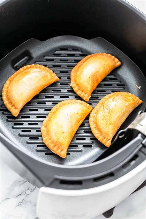 How To Make Air Fryer Frozen Empanadas Fast Food Bistro