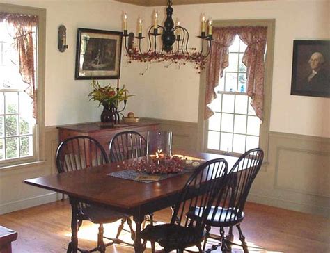 Stately and civilized like a new england manor, colonial retreat calls back to foundational values with white walls, dark furniture, and simple decor accents. 199 best images about Colonial dining rooms on Pinterest ...