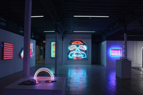 The Museum Of Neon Art Switches Back On In La Neon Art Neon Light