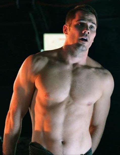 Luke Macfarlane Sexy Men Shirtless Men Gorgeous Men Hot Actors