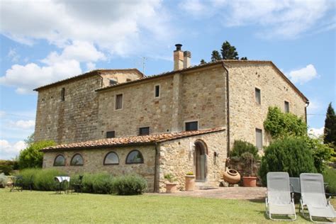 Es ist eine der italienischen regionen, die am besten zur vorstellung von lebensqualität passt. Ein Haus in der Toskana kaufen?