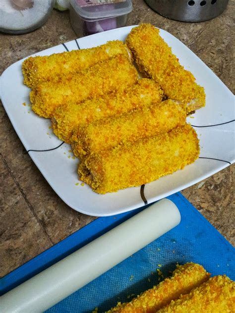 Untuk membakar 130 kalori roti gulung sardin a.k.a sardine roll anda boleh lakukan salah satu daripada. ::y@ti's cLoset::: Sardin roll goreng