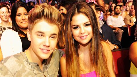 Esta publicación en instagram supone además una doble declaración de amor de la actriz al cantante, pues es su primera imagen desde el pasado 7 de febrero, cuando publicó varios post promocionales. Selena Gomez y Justin Bieber se fueron de viaje en un ...