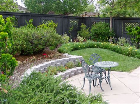 14 Clever Ideas How To Makeover Sloped Backyard Design Ideas Sloped