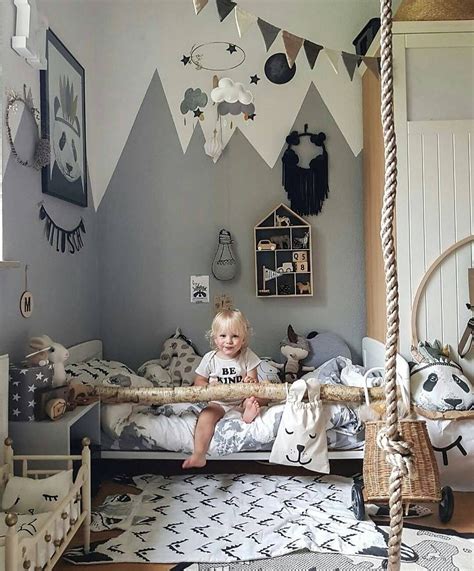 When it comes to a bohemian bedroom, the bed often takes center stage. Barnerom inspo NORDIC KIDSROOM (@barnero.m) • Fotos e ...