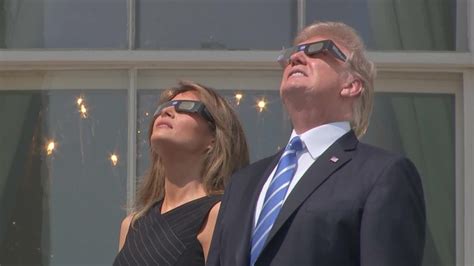Yes Donald Trump Really Did Look Into The Sky During The Solar Eclipse Cnn Politics