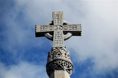 The Different Types Of Cross And Its Meaning