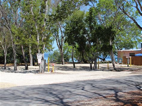 The summer months bring campers to the pure white sand and clear emerald green waters of northwest florida's beaches, which may be a bit cool during the winter months for beach camping. Kings Kamp - Key Largo Florida