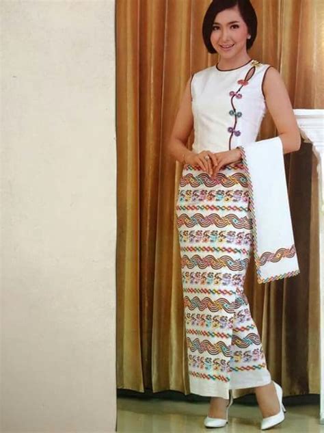 Pin By Lle Lynn On Myanmar Traditional Dress Myanmar Traditional