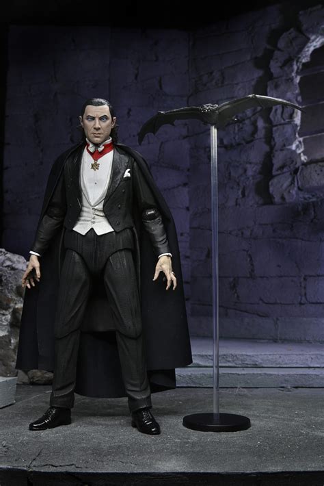 Universal Monsters 7″ Scale Action Figure Ultimate Dracula