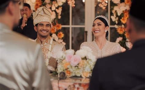 Bagikan Video Pernikahan Di Instagram Netizen Doakan Tyas Mirasih Dan