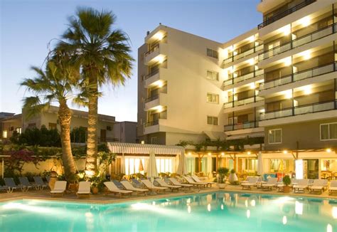 Owns the best western hotels & resorts brand, which it licenses to over 4,700 hotels worldwide. Best Western Hotel Plaza, Rhodes, Greece - Booking.com