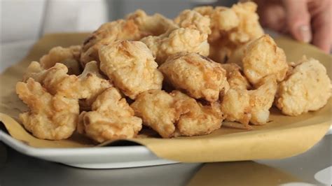 4 dritte per esaltarne il sapore. Frittelle di cavolfiore: come si preparano - YouTube