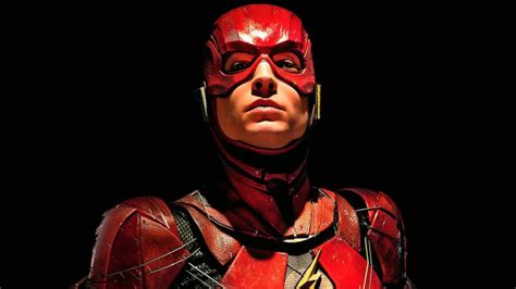 First Look At Ezra Millers New Flash Costume Revealed