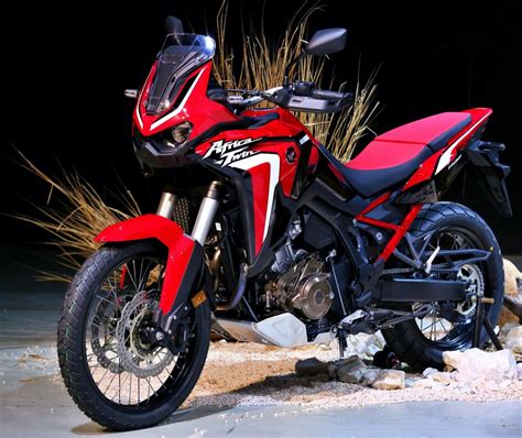The 2019 africa twin model line included the africa twin and the africa twin adventure sports. "ฮอนด้า" เปิดตัว All New Africa Twin CRF1100L ครั้งแรกใน ...