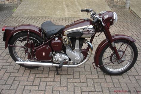 For sale is my beloved custom honda cg125 motorbike. 1953 BSA B31 Plunger Classic British Motorcycle with ...