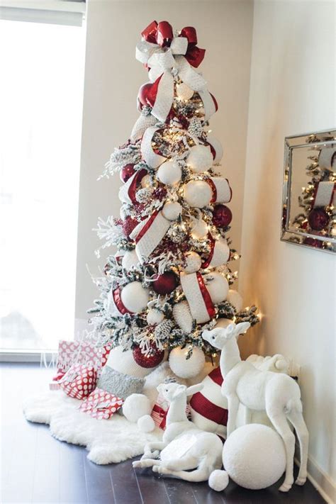 25 Bright Red And White Christmas Décor Ideas Shelterness