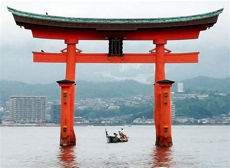 Picture Of The Day Miyajima Torii Japans Floating Gate Twistedsifter