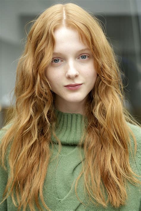 The Best Beauty Looks From Nyfw Long Hair Styles Beautiful Red Hair Red Haired Beauty