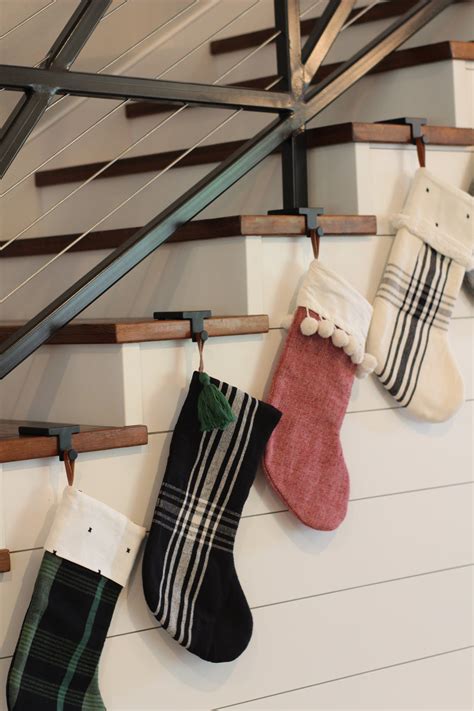 Christmas Stocking Holders Metal Mantel Stocking Hanger Hooks Fireplace Hang Grips For Christmas