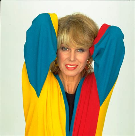 Joanna Joanna Lumley Foto 43456000 Fanpop