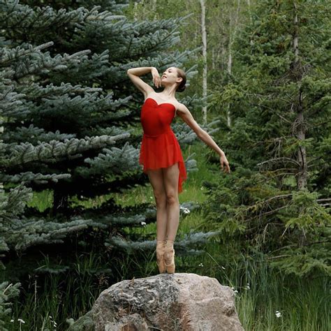 3 Major Pointe No Nos Outdoor Dance Photography Outdoor Ballet