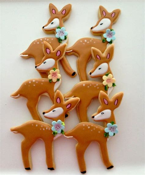 All you'll need is a few cookie decorating supplies, a relatively steady hand, and a little imagination. 238 best Christmas reindeer penguins Decorated Cookies And ...