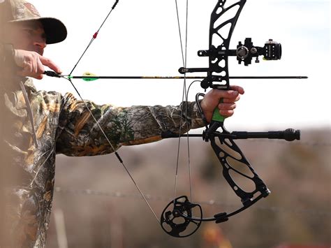 How To Buy The Perfect Compound Bow For Hunting Field And Stream