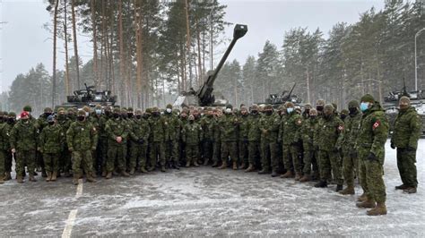 As Russia Masses Its Troops Canadian Soldiers In Eastern Europe Keep