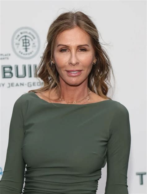Carole Radziwill Blasts Bethenny Frankel For Giving Away Used Makeup Calls Out Her White
