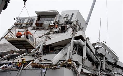 A september 2010 earthquake centered 40 kilometers (25 miles) west of christchurch, in the plains near darfield, struck at 4:35 a.m., had a magnitude of 7.1, and caused some structural damage and. Buildings damaged during the Christchurch earthquake, 2011 ...