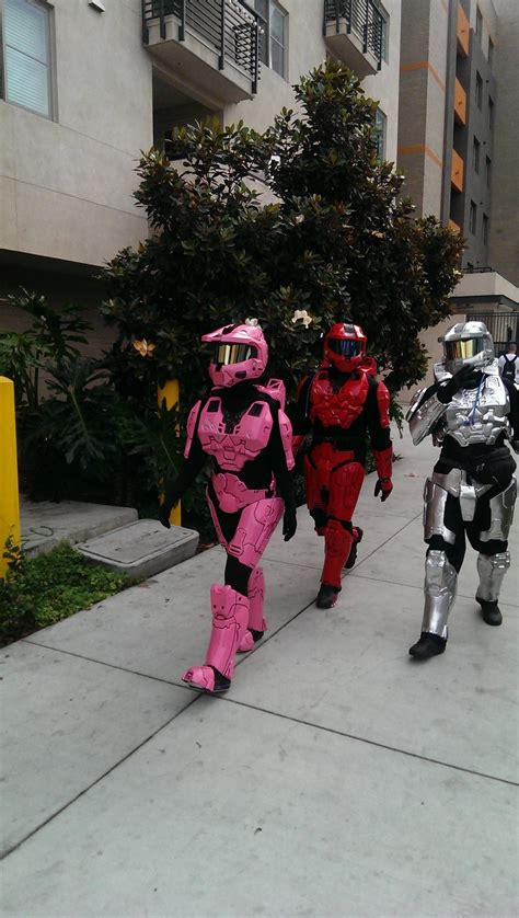 Just Another Day In Hollywood Halo Cosplay In Hollywood Best Cosplay