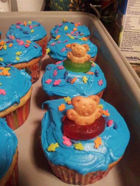 Thanks to all for your contributions, thus inspiration on the teddy graham bear cakes. Swimming teddy graham cupcakes. Would be cute for a pool ...