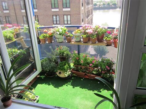 12 Apartment Balcony Garden Decorating Ideas And Designs