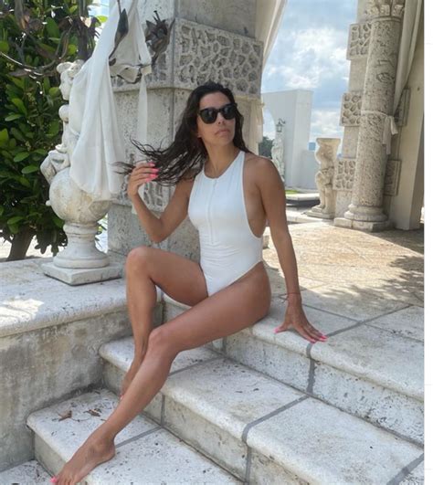 Eva Longoria Stuns Fans As She Showcases Her Curves In Plunging