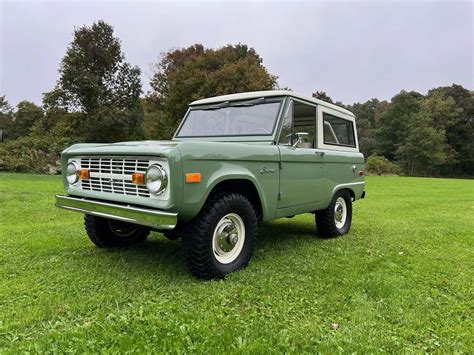 Refurbished 1970 Ford Bronco Combines Vintage Styling With Fuel
