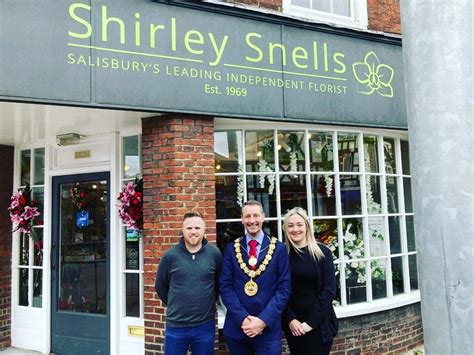 we would just like to thank shirley snells florist facebook