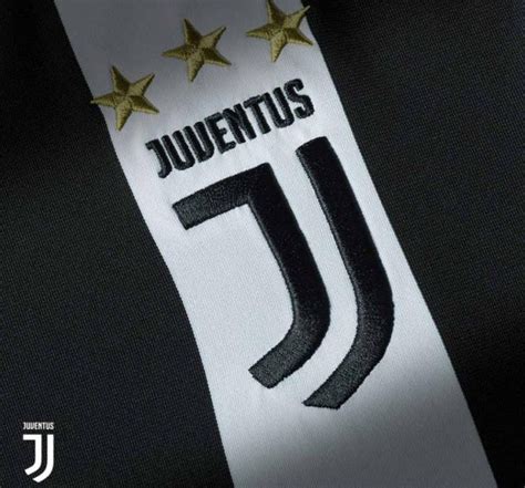You can also upload and share your favorite juventus logo wallpapers. Juventus thuisshirt 2017-2018 - Voetbalshirts.com