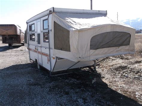 1984 Palomino Hard Sided Pop Up Camp Trailer 13 Towing 20 Set Up