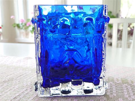 Blå vas i glas från Smålandshyttan design Josef Köp på Tradera