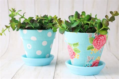 How To Make Fabric Covered Planter Pots The Country Chic Cottage