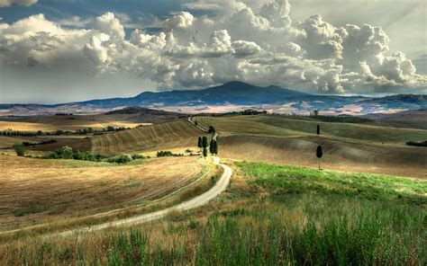 Green Grass Field Photo Tuscany Sky Clouds Italy Hd Wallpaper