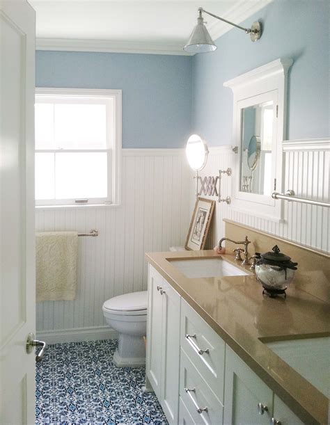 Pin By Haggerty Realty On Bathrooms Beadboard Bathroom Cottage
